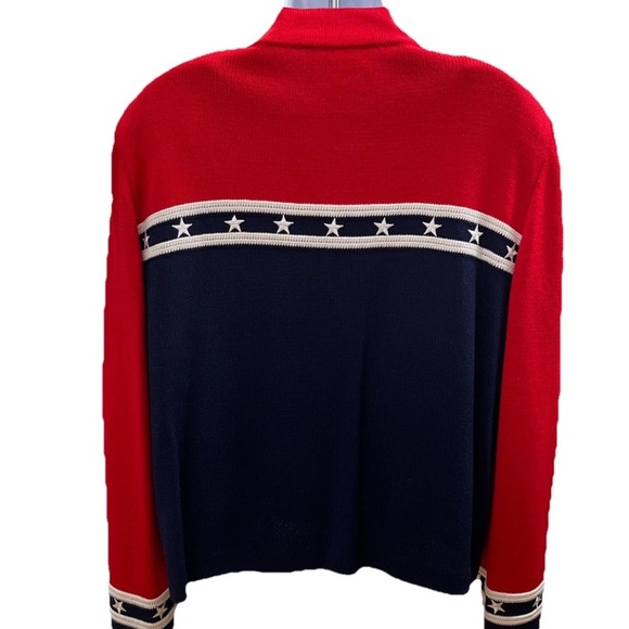 St. John Sport Sz L Cardigan Sweater Full Zip Striped Star Red White Blue Luxury - Picture 2 of 13